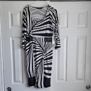 Fashion to Figure Size 1X Black and White Striped Dress